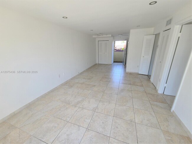 Building Photo - 1612 Jefferson Ave