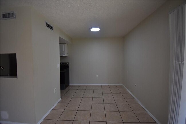 Building Photo - 1166 Paseo De Las Flores