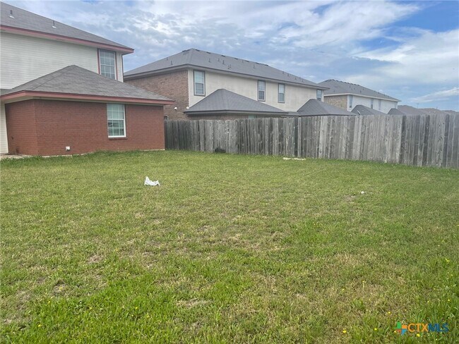 Building Photo - 2712 Vernice Loop