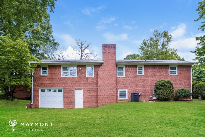 Building Photo - 3930 Leinbach Dr