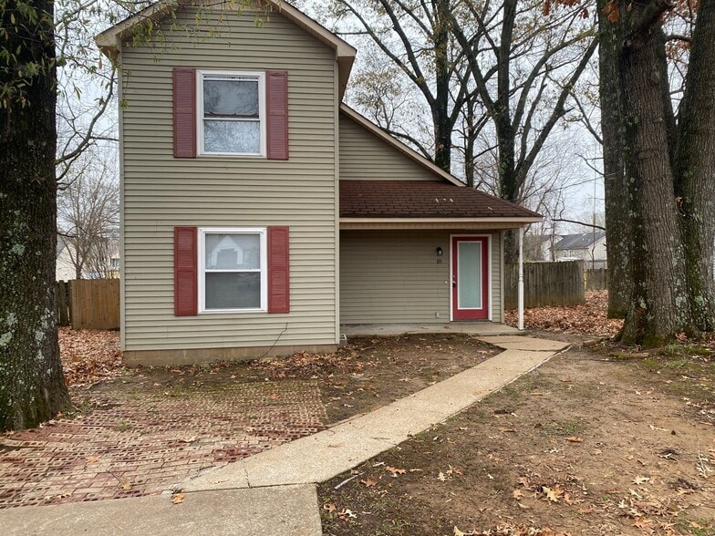 Primary Photo - 18 Countryside Dr