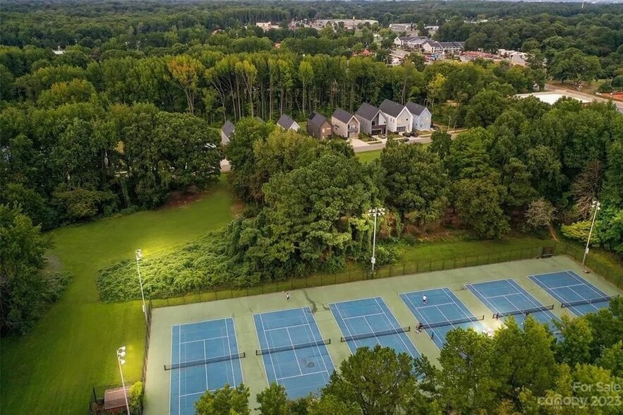 Building Photo - 4115 Merlane Dr