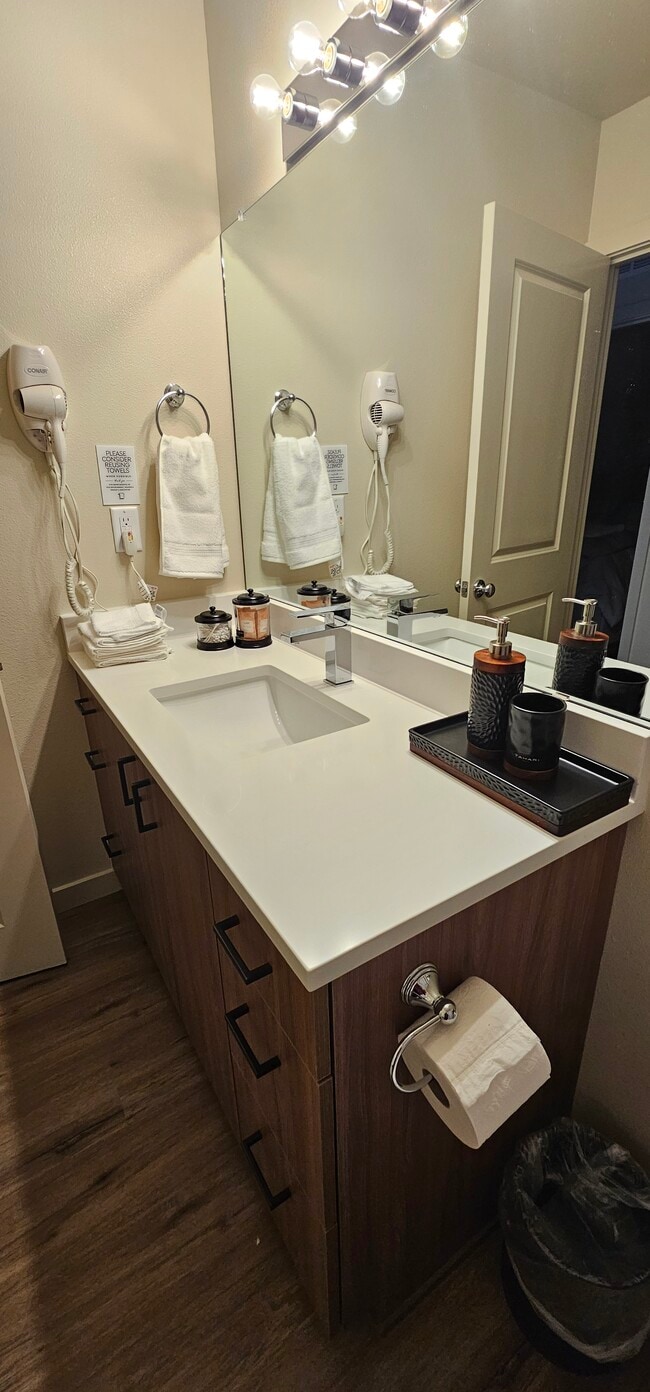 Building Photo - 275 Ipswich St