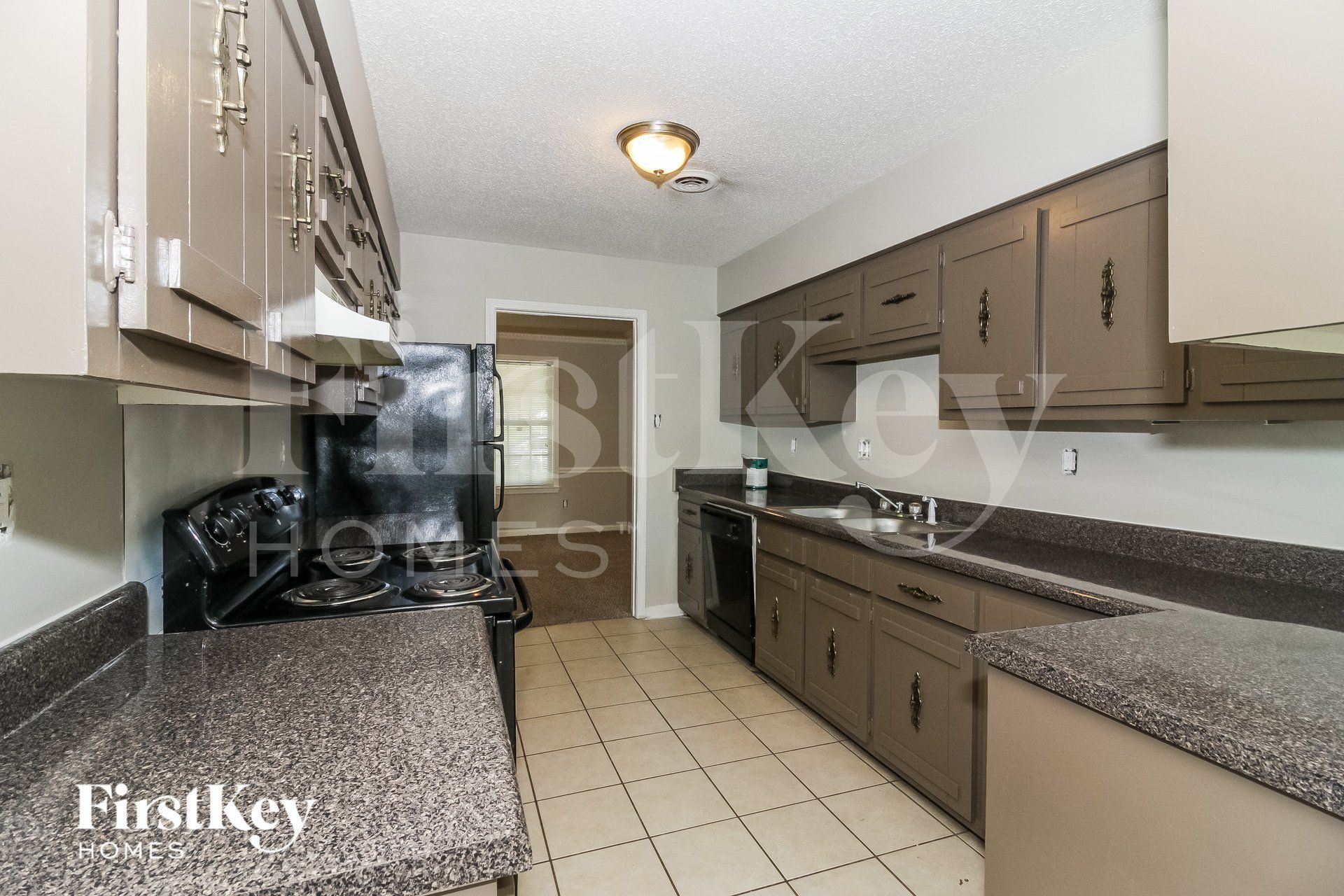 Building Photo - 7132 Shadow Oaks Dr