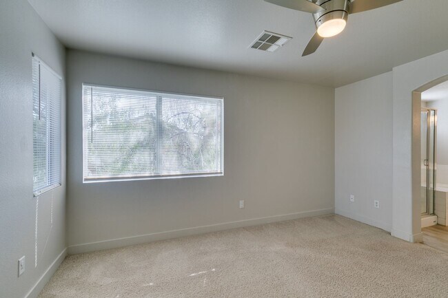 Building Photo - SUMMERLIN BEAUTY WITH TONS OF UPGRADES*3 LARGE BEDROOMS*COMMUNITY POOL*