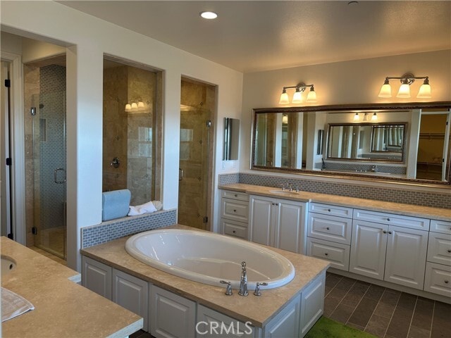 Building Photo - 2584 E Temblor Ranch Dr