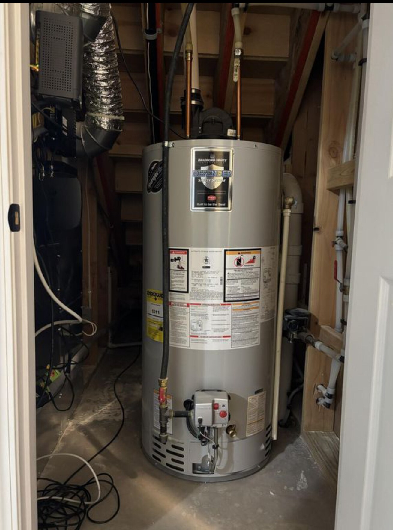 Building Photo - 423 E Cheyenne St