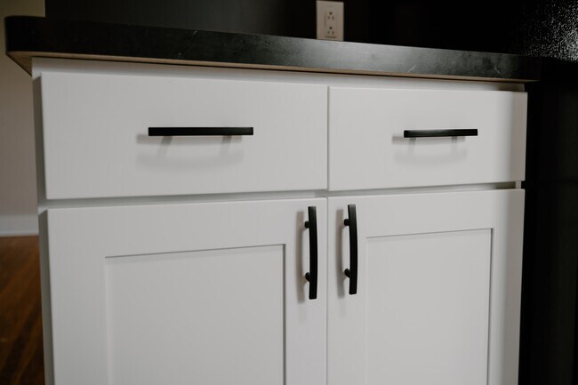 Building Photo - 354 Terrace Blvd