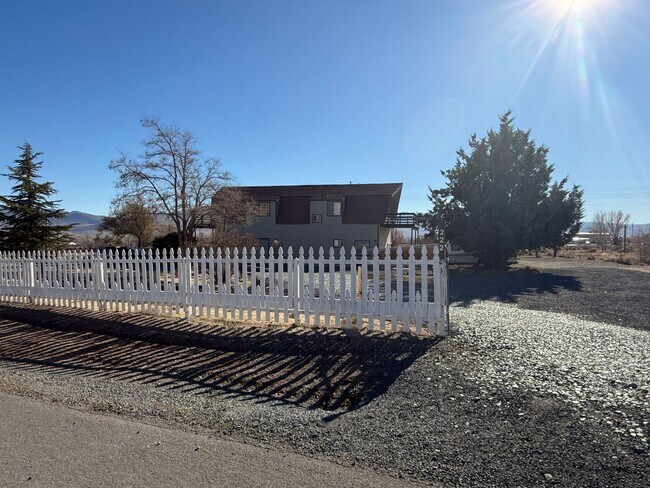 Building Photo - Dual Family Living - Horse Property - In Law Quarters