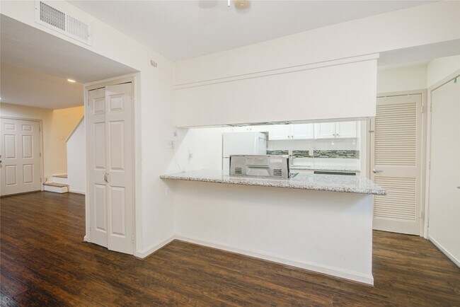 Building Photo - 1433 Cedar Post Ln