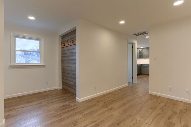 Building Photo - 51 Wharton Ave