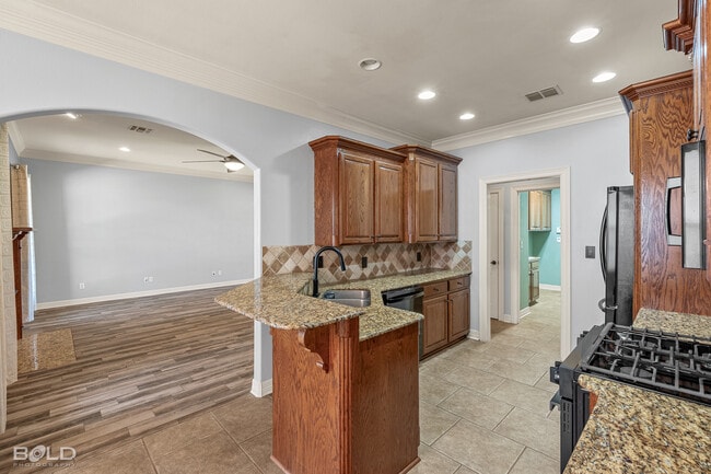 Building Photo - 4402 Ellis Ct