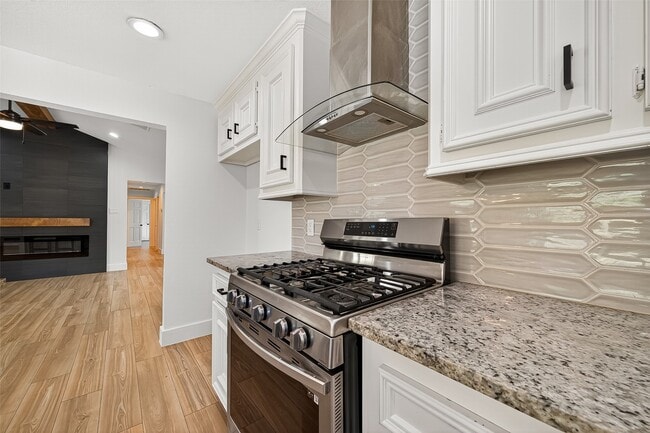 Building Photo - 11507 Oak Valley Dr