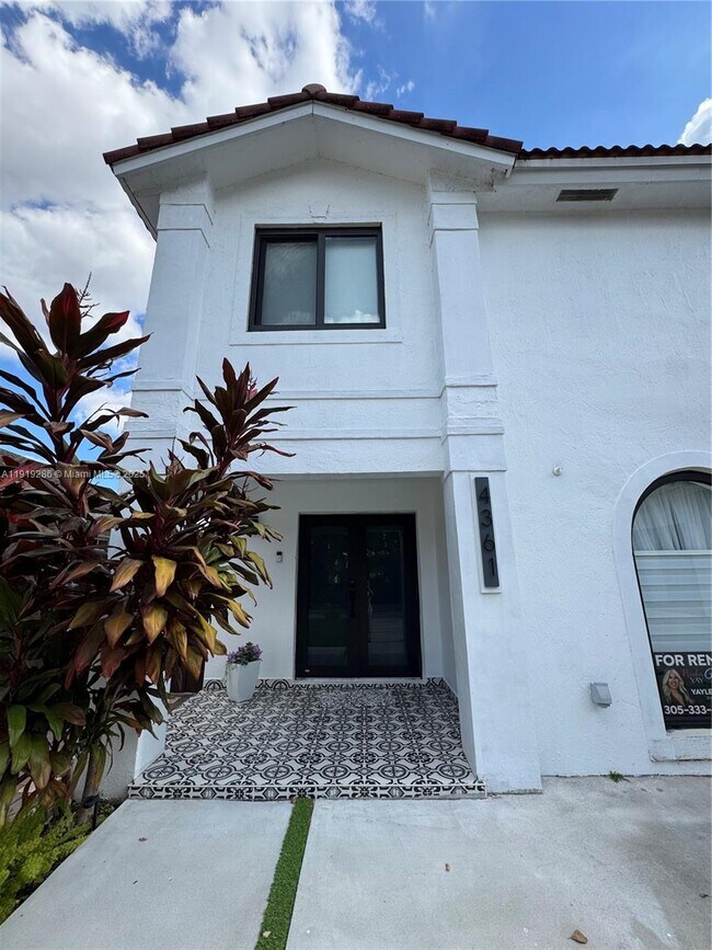 Building Photo - 4361 SW 147th Ct