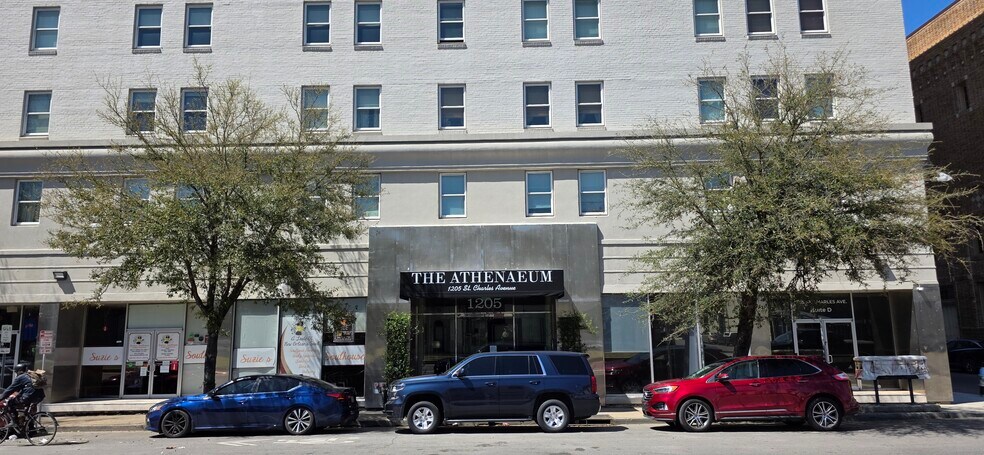 Building Photo - 1205 Saint Charles Ave