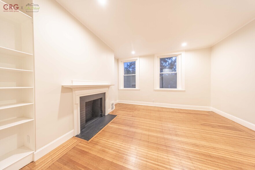 Building Photo - 1726 Beacon St