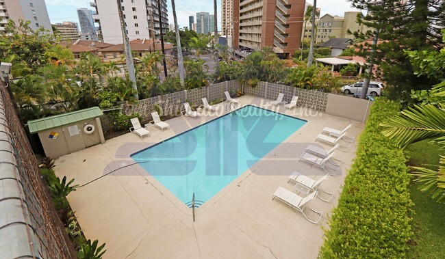 Building Photo - 2 Bedroom, 2 Bath unit at Victoria Plaza