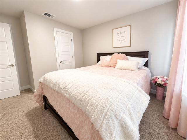 Building Photo - 1505 Hulen Park Trl