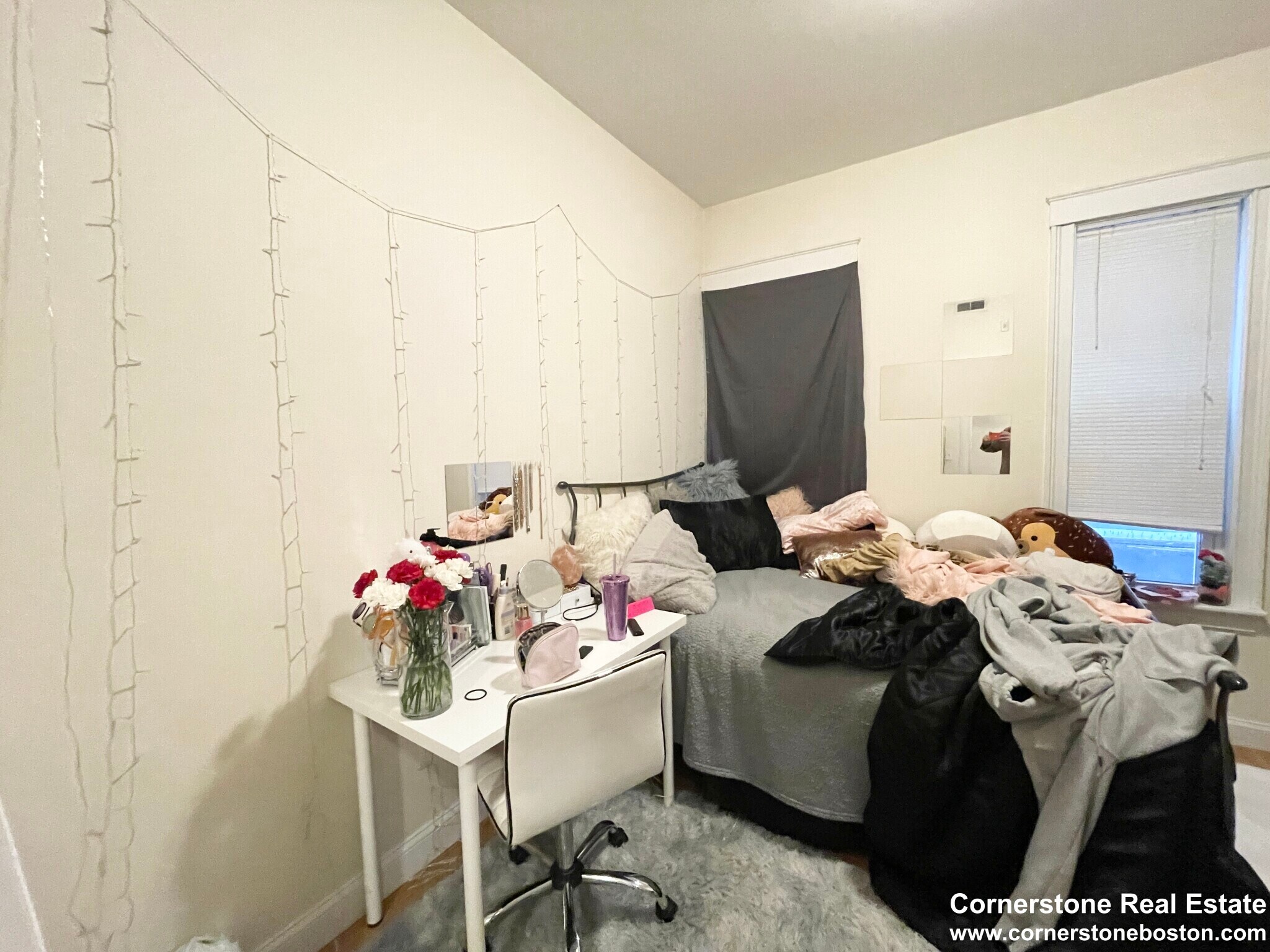 Building Photo - 1625 Tremont St