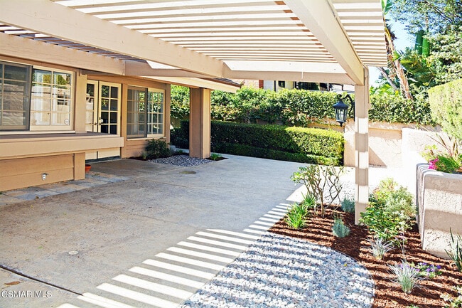 Building Photo - 4551 Tam O Shanter Dr