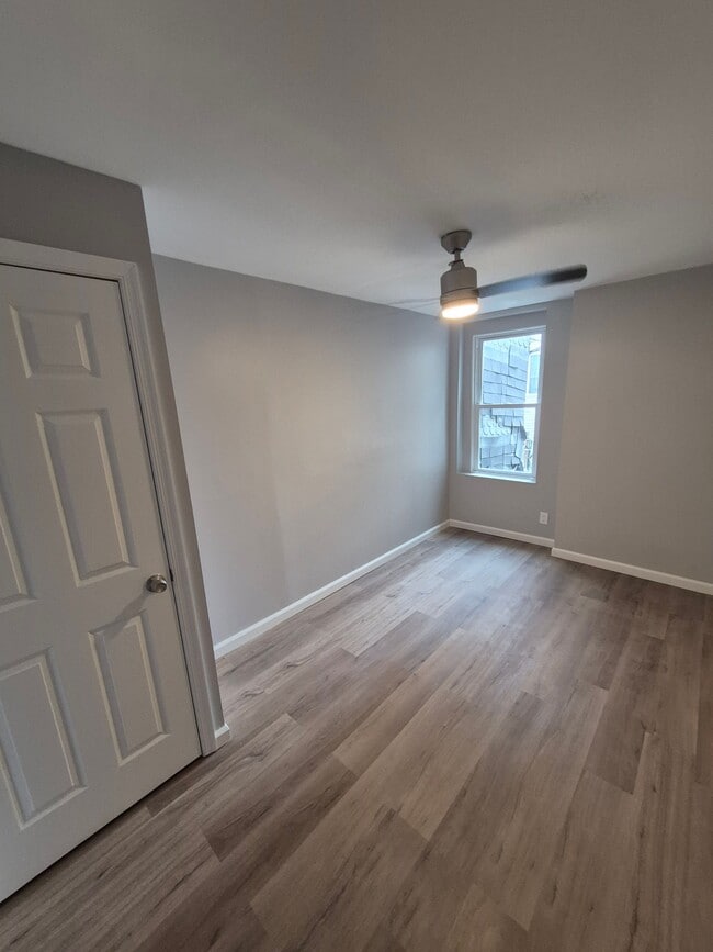 Building Photo - 2210 Greenwich St