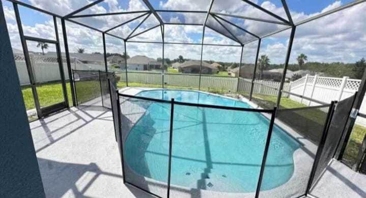 Building Photo - 1005 Corvina Dr