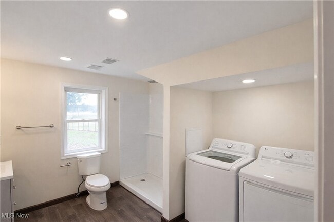 Building Photo - 7349 Tippecanoe Rd