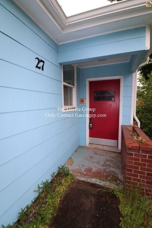 Building Photo - 27 SE 94th Ave