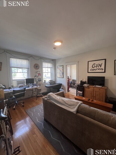 Primary Photo - 20 Langdon St