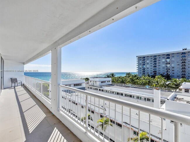 Building Photo - 9341 Collins Ave