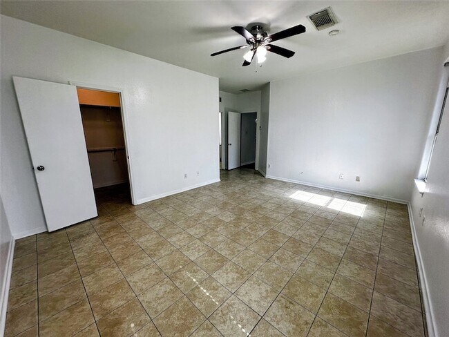 Building Photo - 7722 Prairie Fire Ln