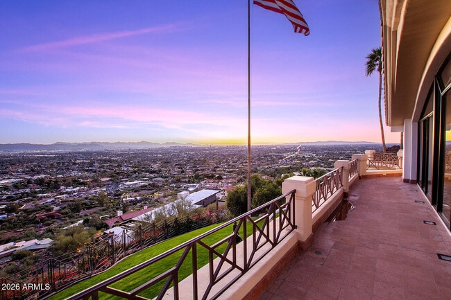 Building Photo - 5400 E Valle Vista Rd