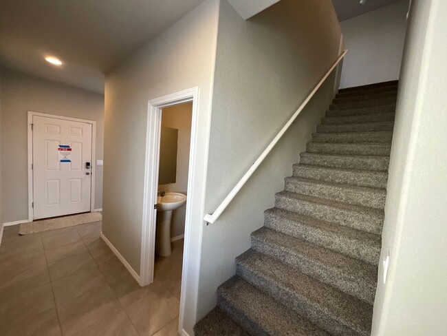 Building Photo - 4 Bedroom Newly Built Home Available Near ...