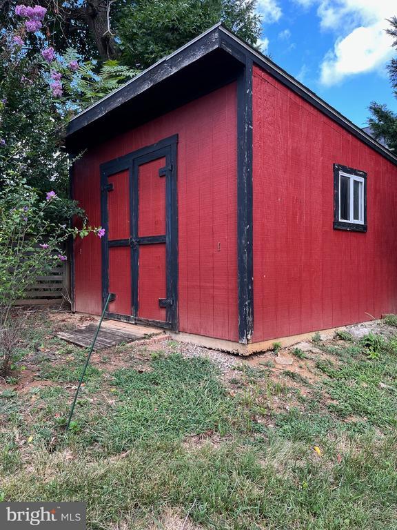 Building Photo - 1104 Milroy Ct
