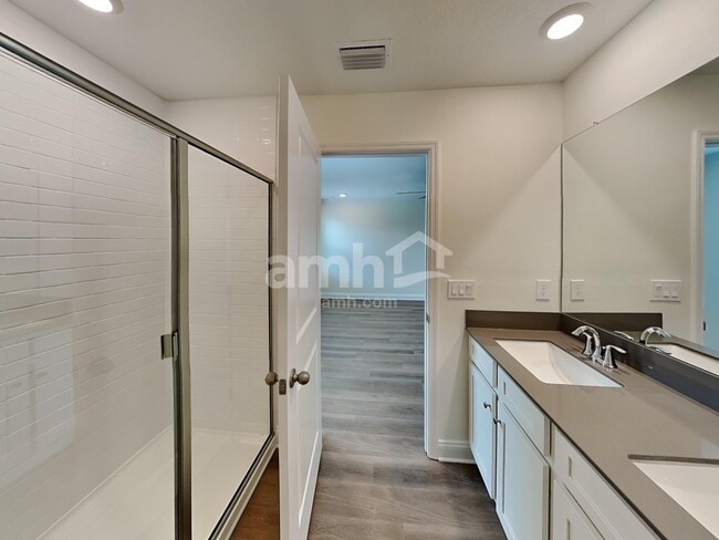 Building Photo - 1079 Grafton Ridge Dr
