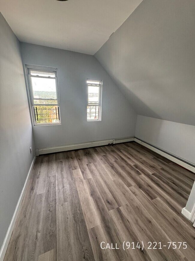 Building Photo - 104 Buena Vista Ave