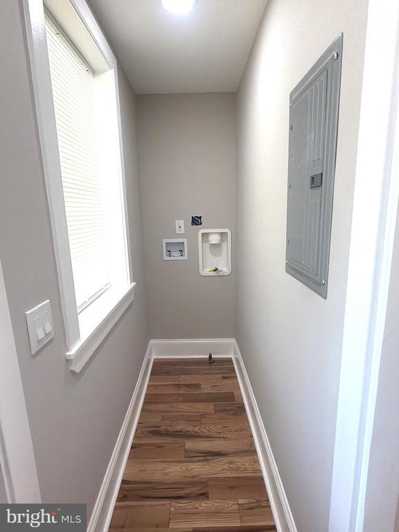 Building Photo - 2054 W 65th Ave