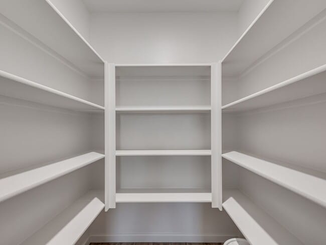 Building Photo - Newer Home in Washington under $1,500!