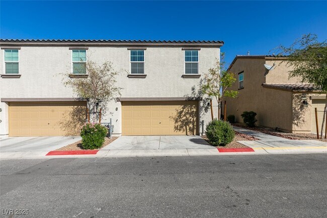 Building Photo - 5164 Steep Cliffs Ave