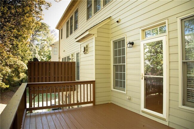 Building Photo - 3014 Gaston Cir
