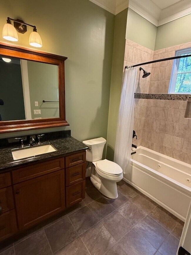 Building Photo - 128 Timber Ln