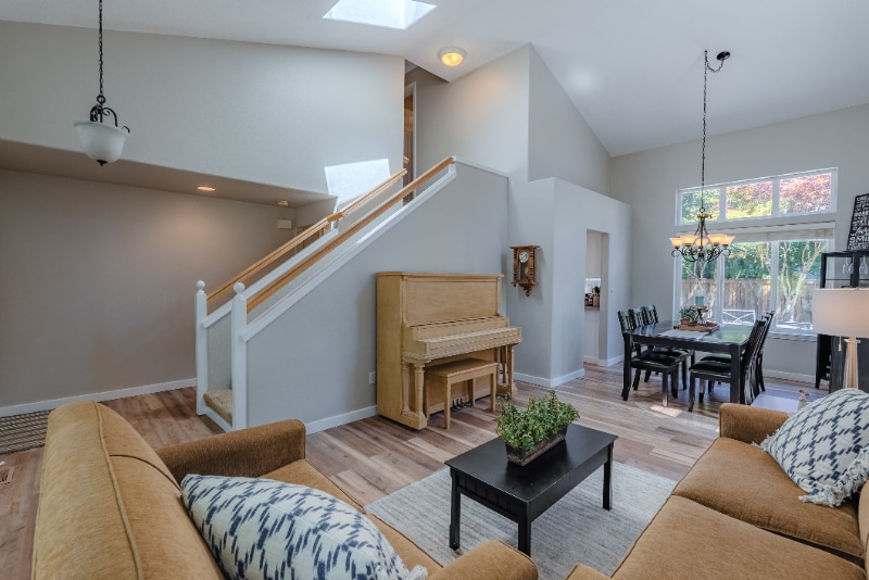 Building Photo - 674 SE 57th Ave