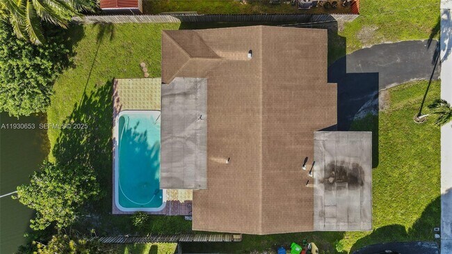 Building Photo - 7070 NW 21st St