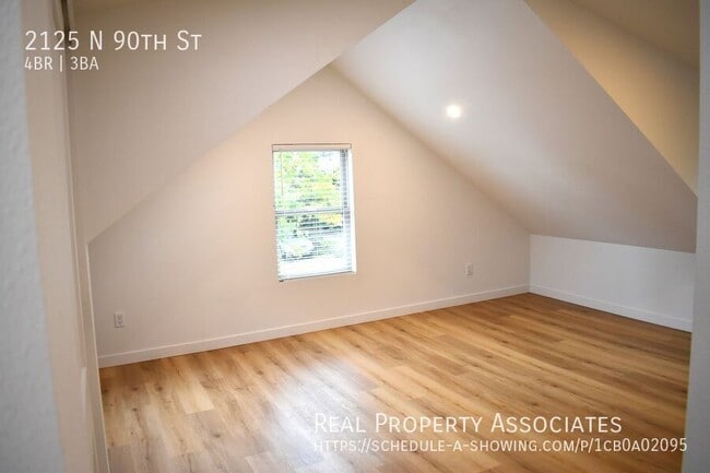 Building Photo - 2125 N 90th St