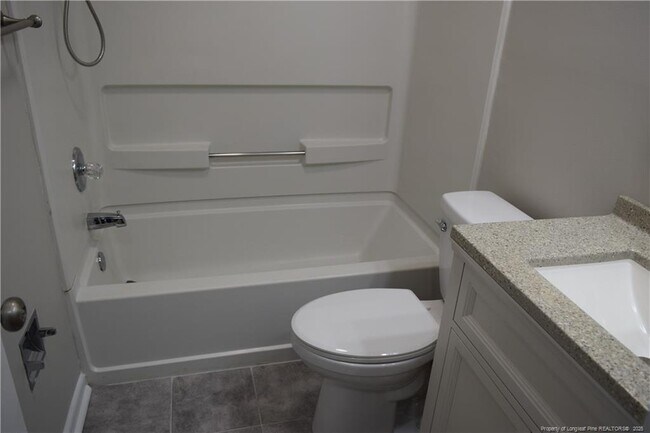 Building Photo - 668 Bartons Landing Pl