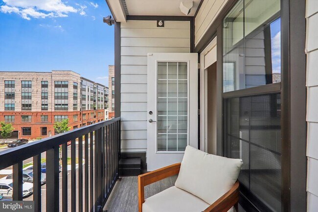 Building Photo - 104 St Ives Pl