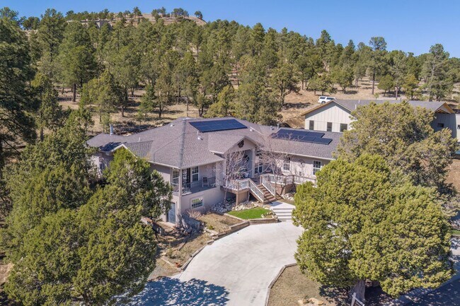 Building Photo - 111 Coker Ln