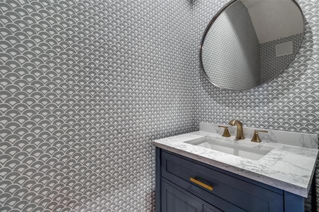 Building Photo - 4060 Travis St