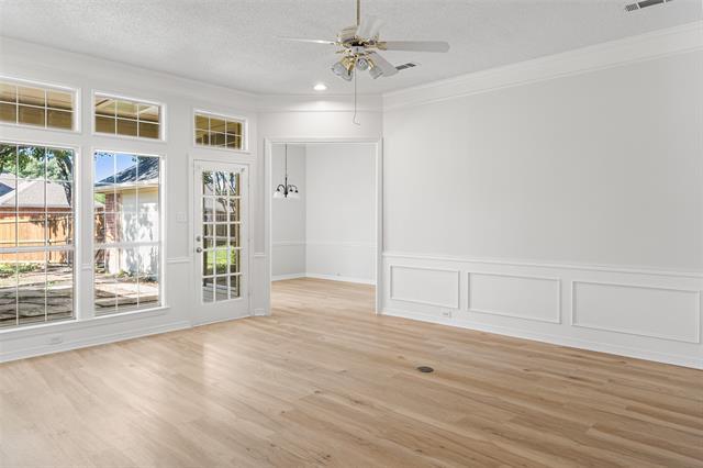 Building Photo - 2558 Morning Glory Dr