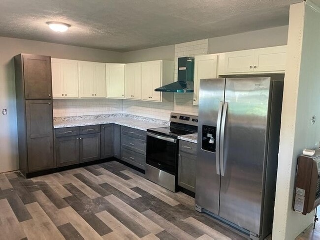 Building Photo - 207 N Mulberry St